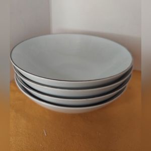 Mikasa Fine China Snow Flower Pattern Set Of 4 cereal bowls 6.5" japan